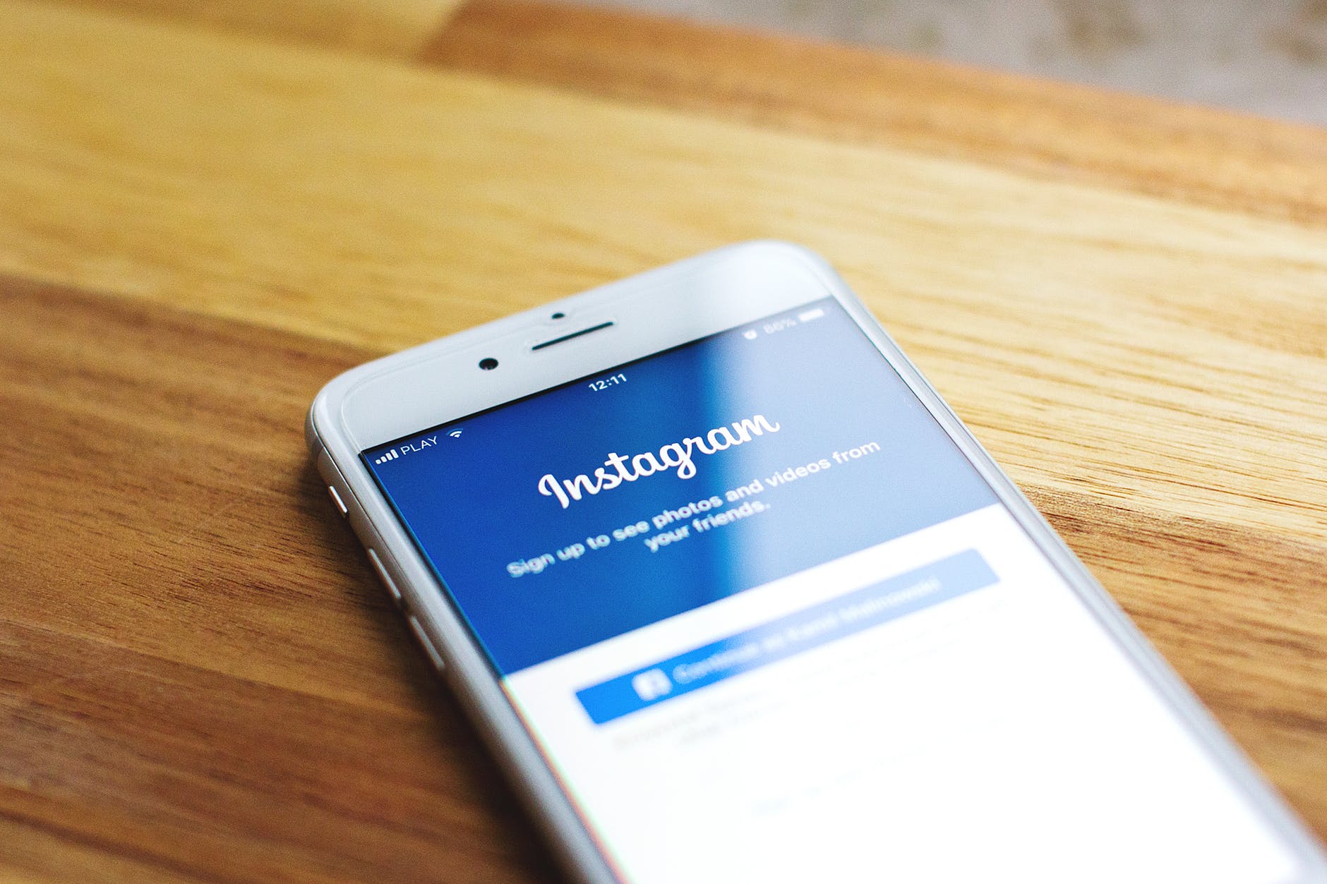 Top 2 consideration to take into account while creating a blog on Instagram