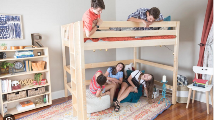 Maximizing Space in Children’s Bedrooms: Choosing Between Loft and Bunk Beds